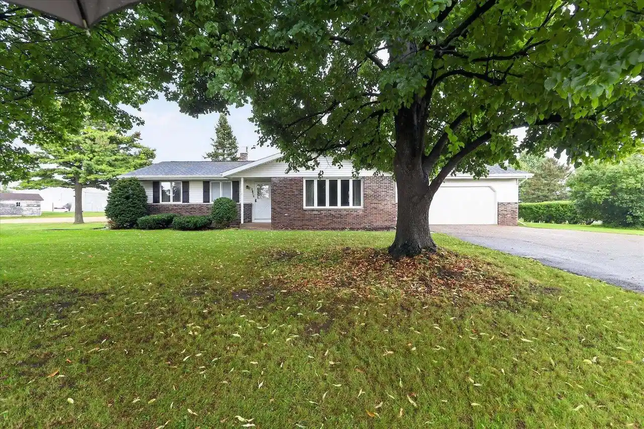 Photo 1 of Single family home for sale at 1015 E High St, Milton, WI 53563 | MLS# 2032102 | Listing updated on 2026-09-06
