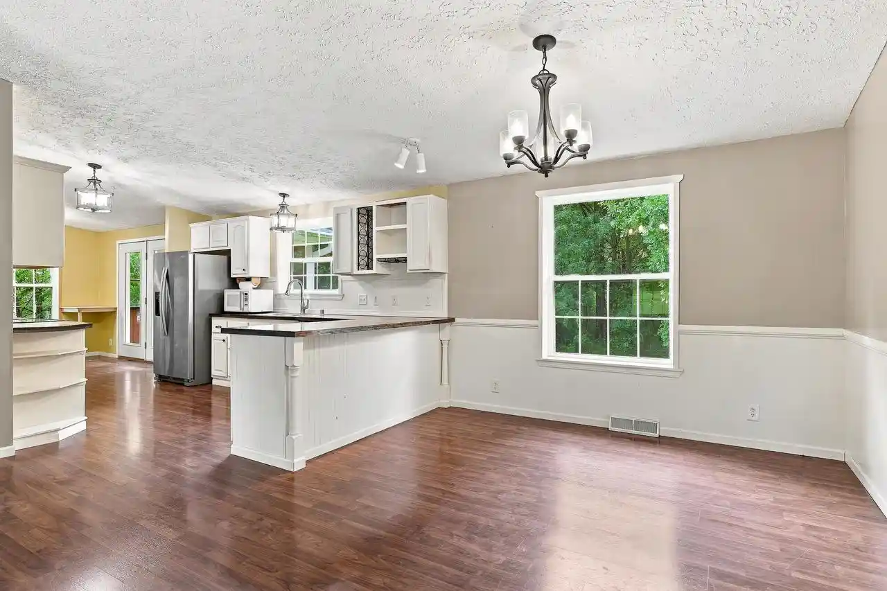 Photo 3 of Single family home for sale at 511 Mill St, Amherst, WI 54406 | MLS# 22604399 | Listing updated on 2026-09-17