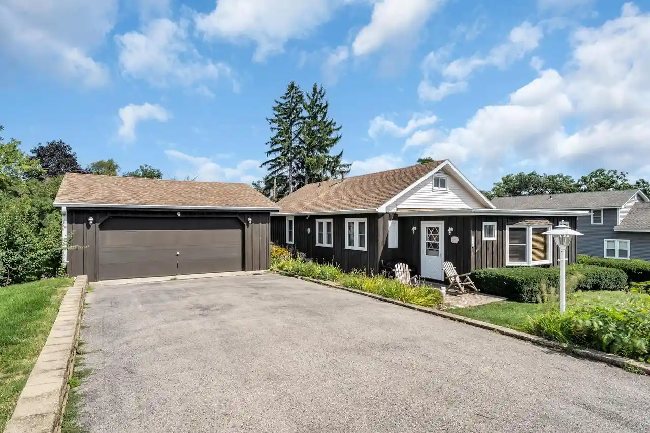 Photo 1 of Single family home for sale at 4226 Maple Dr, Delavan, WI 53115 | MLS# 1979359 | Listing updated on 2026-09-05