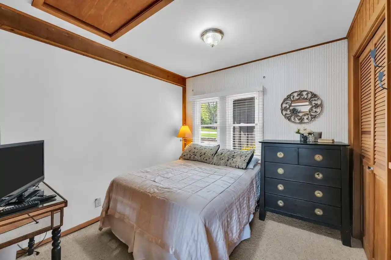 Photo 2 of Single family home for sale at 4226 Maple Dr, Delavan, WI 53115 | MLS# 1979359 | Listing updated on 2026-09-05