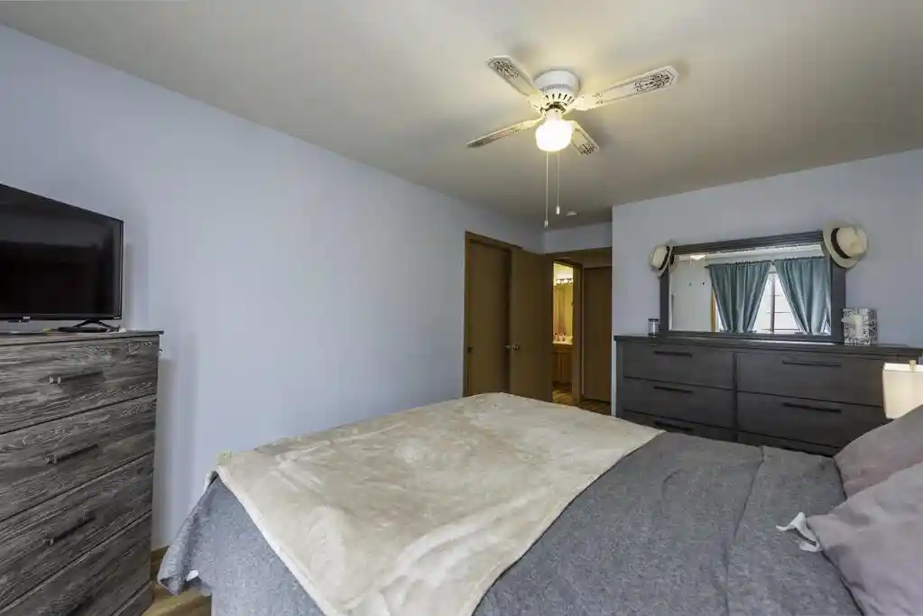 Listing Photo 4 - Condo for sale in building located at 3511 85th St, Kenosha, WI 53142 - Unit #C