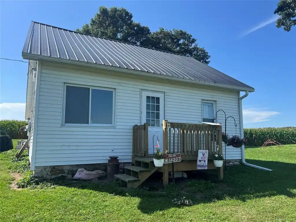 Single family home for sale at 14207 Holmes Rd, Hixton, WI 54635 | MLS# 1604847