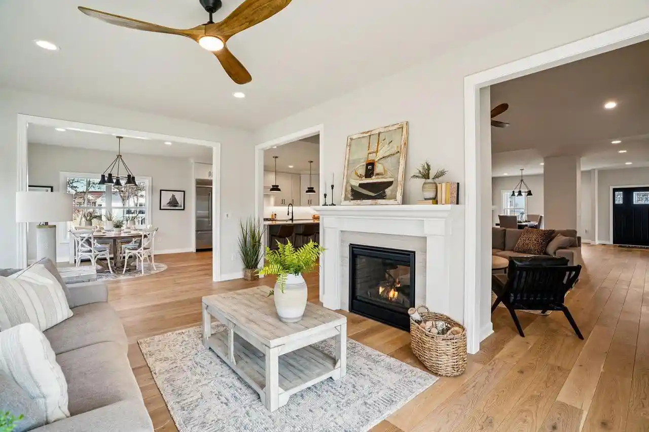 Photo 4 of Single family home for sale at 701 Wild Ridge Dr, Lake Geneva, WI 53147 | MLS# 1979366 | Listing updated on 2026-09-14