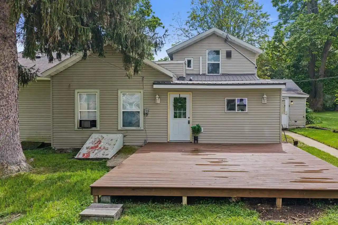 Photo 1 of Multi family home for sale at 506 2nd Avenue, Baraboo, WI 53913 | MLS# 2032113 | Listing updated on 2026-09-11