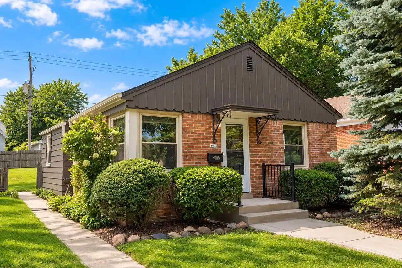 Photo 1 of Single family home for sale at 7639 W Lorraine Pl, Milwaukee, WI 53222 | MLS# 1979370 | Listing updated on 2026-09-17
