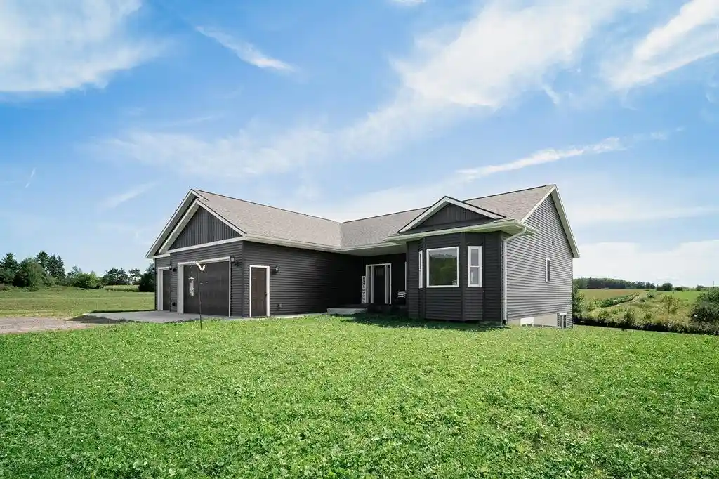 Photo 1 of Single family home for sale at N15452 Castle Oaks Dr, Thorp, WI 54771 | MLS# 1604896 | Listing updated on 2026-10-01