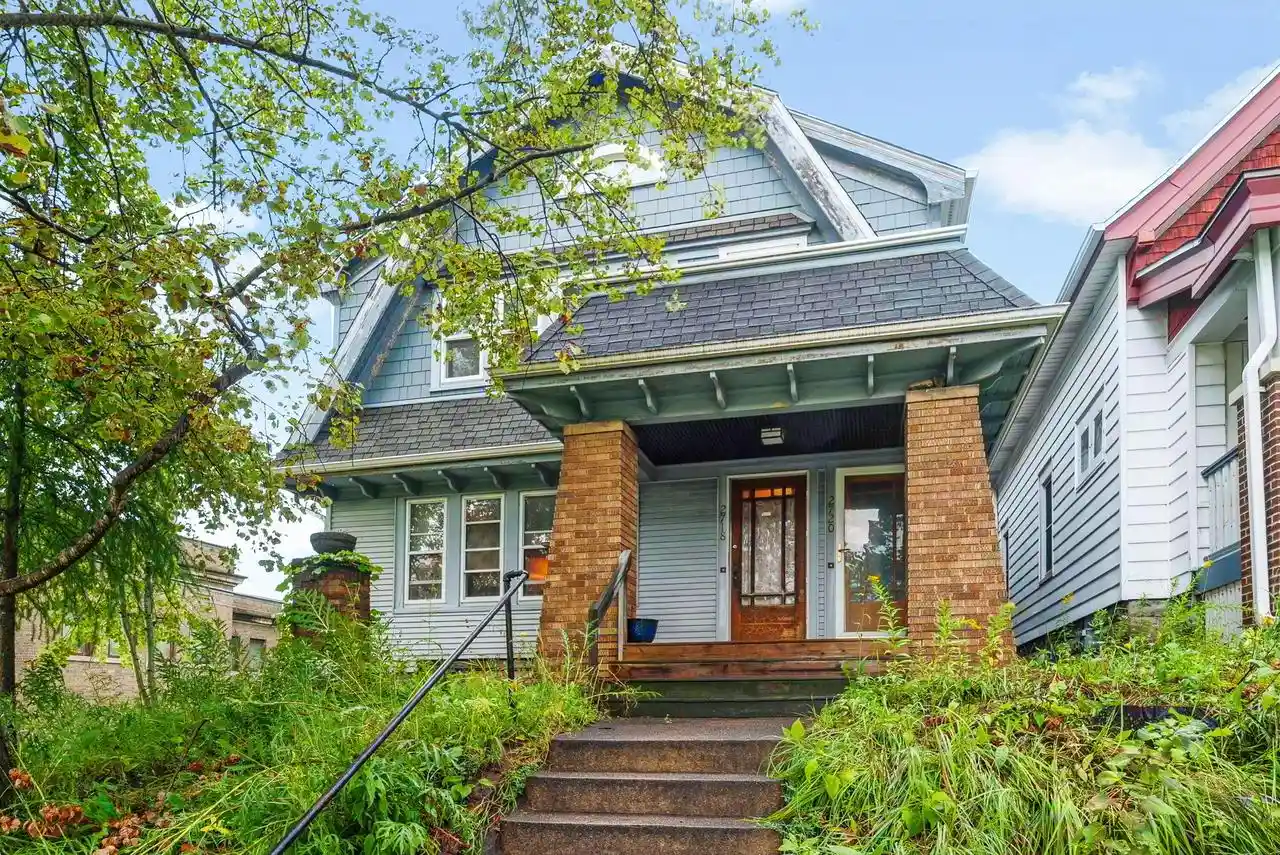 Photo 1 of Multi family home for sale at 2718 S Lenox St #2720, Milwaukee, WI 53207 | MLS# 1979378 | Listing updated on 2026-09-16