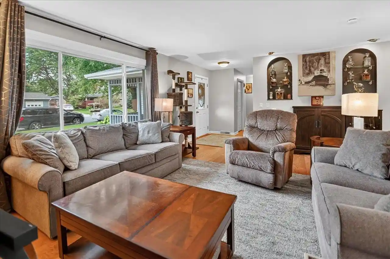 Photo 3 of Single family home for sale at 512 Yorktown Rd, Deforest, WI 53532 | MLS# 2032120 | Listing updated on 2026-09-16