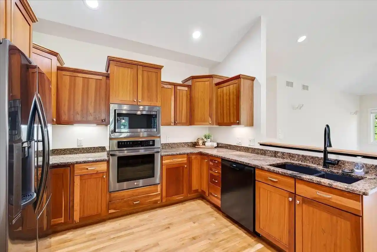 Photo 1 of Single family home for sale at 1370 Connemara Ln, Oregon, WI 53575 | MLS# 2032121 | Listing updated on 2026-10-27