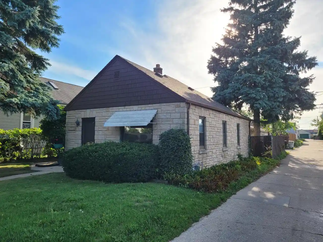 Photo 1 of Single family home for sale at 4719 S 6th Street, Milwaukee, WI 53221 | MLS# 1979390 | Listing updated on 2026-09-14