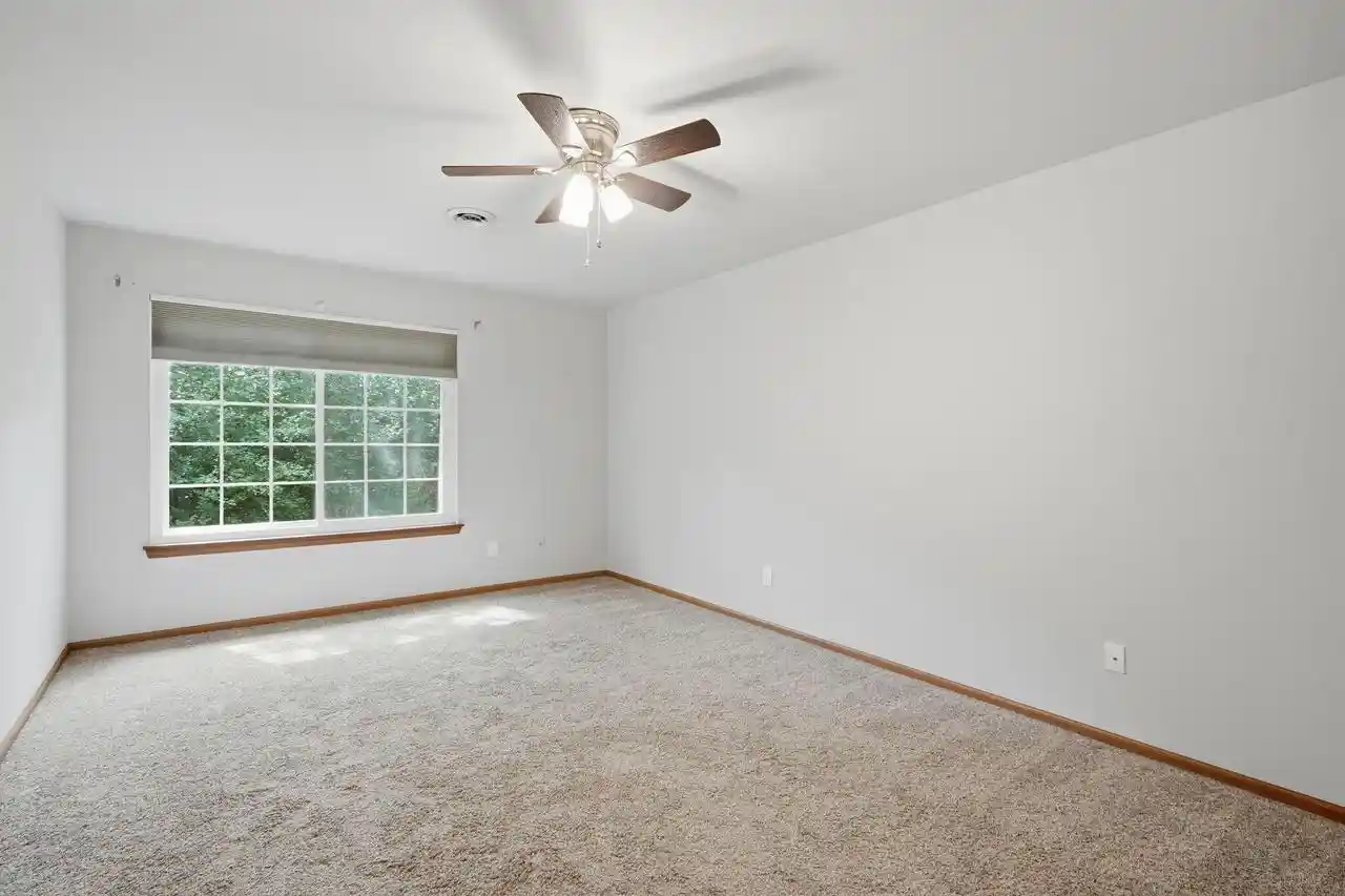 Listing Photo 4 - Condo for sale in building located at 18755 Brookfield Lake Dr, Brookfield, WI 53045 - Unit #15
