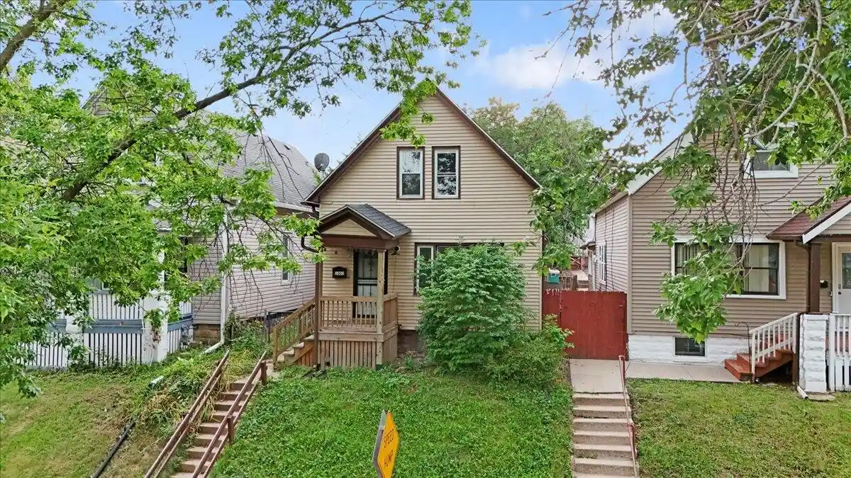 Photo 1 of Single family home for sale at 1003 S 31st Street, Milwaukee, WI 53215 | MLS# 1979413 | Listing updated on 2026-09-13