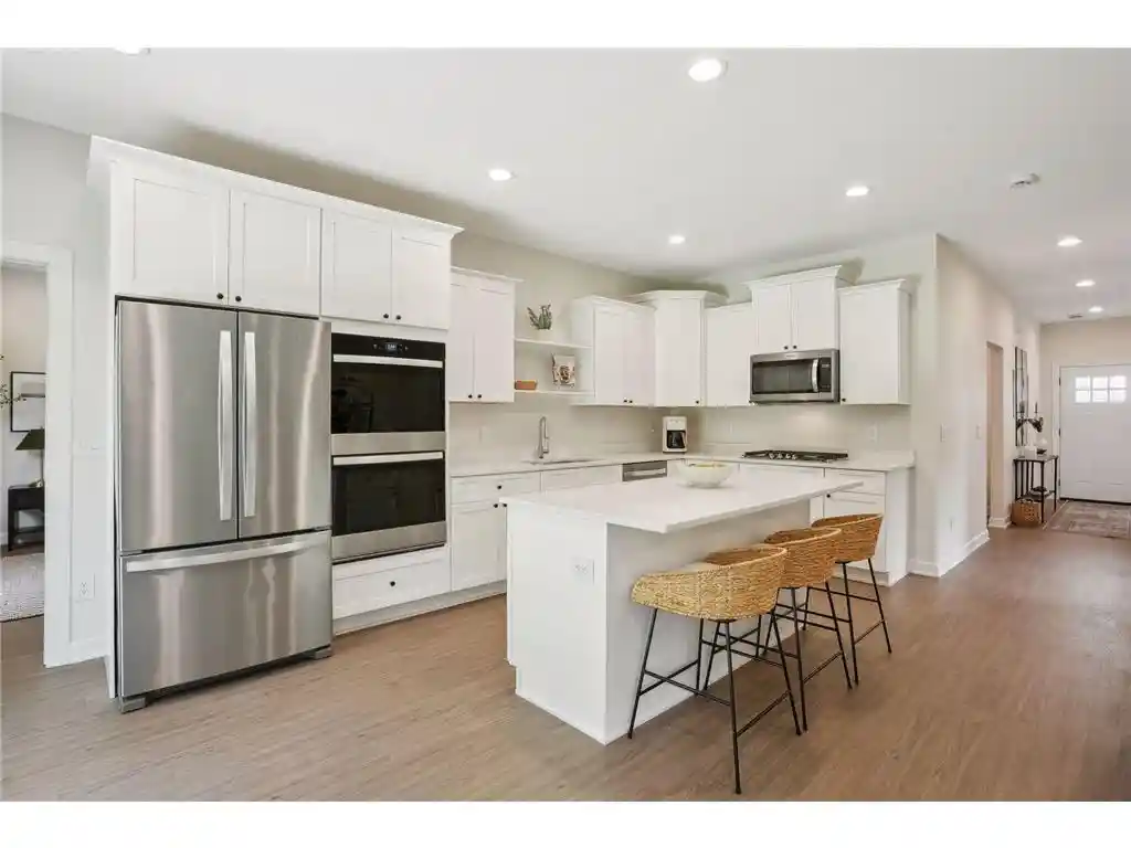 Photo 2 of Single family home for sale at 726 S Division St, Roberts, WI 54023 | MLS# 7139899 | Listing updated on 2026-09-08