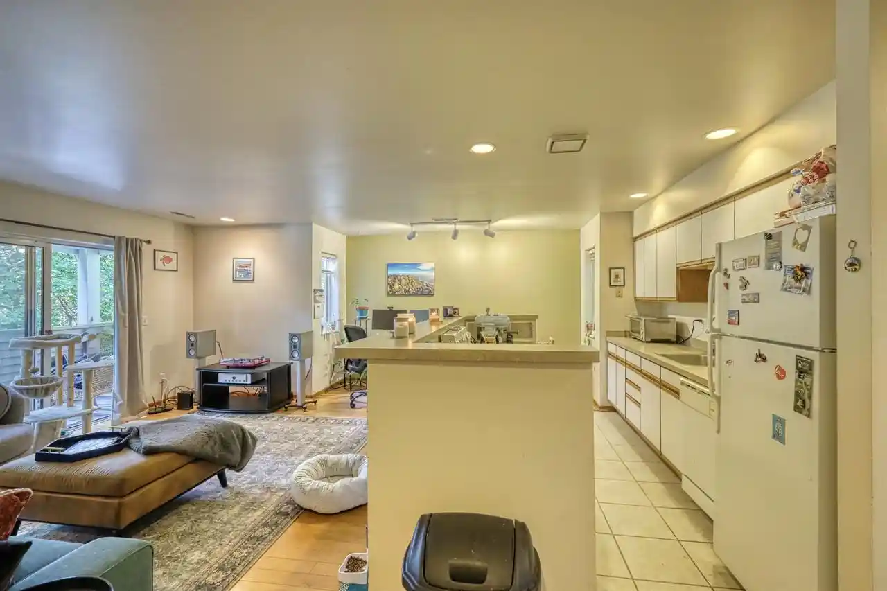 Listing Photo 8 - Condo for sale in building located at 334 Amoth Ct, Madison, WI 53704 - Unit #D
