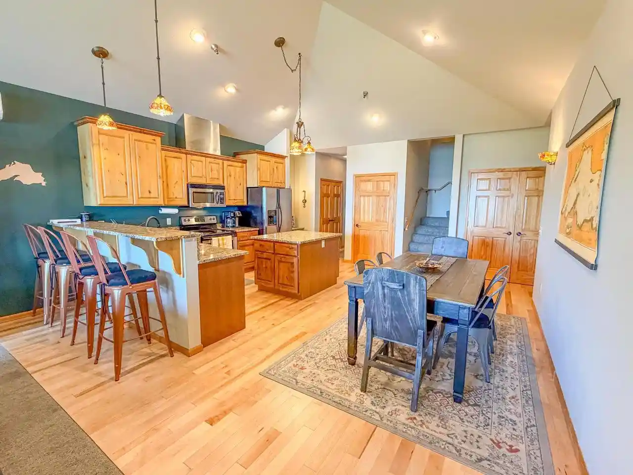 Listing Photo 3 - Condo for sale in building located at 2729 Lake Shore Dr, Ashland, WI 54806 - Unit #5