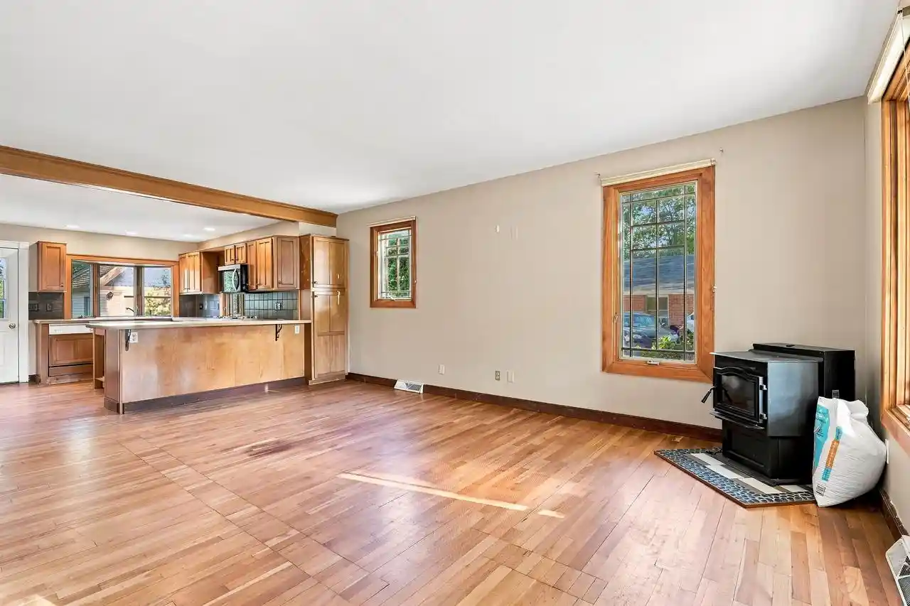 Photo 2 of Single family home for sale at 572 Mill St, Green Lake, WI 54941 | MLS# 2032137 | Listing updated on 2026-10-09