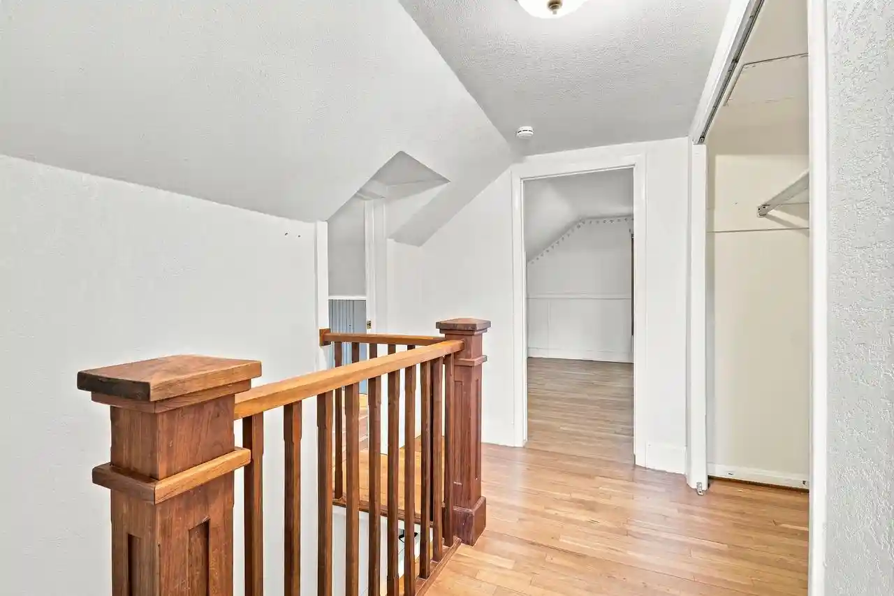 Photo 4 of Single family home for sale at 572 Mill St, Green Lake, WI 54941 | MLS# 2032137 | Listing updated on 2026-10-09