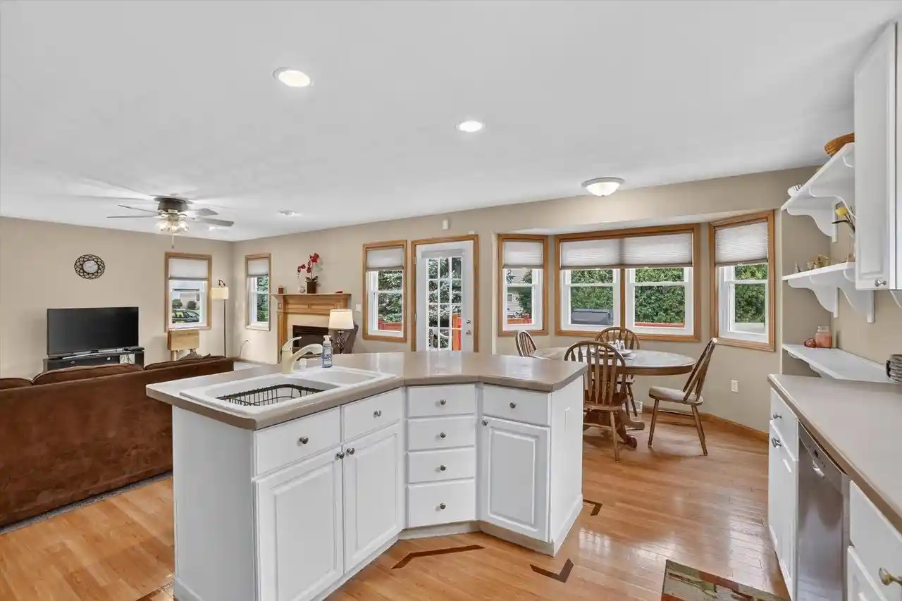 Photo 3 of Single family home for sale at 3409 Kingsbridge Dr, Janesville, WI 53546 | MLS# 2032138 | Listing updated on 2026-09-15