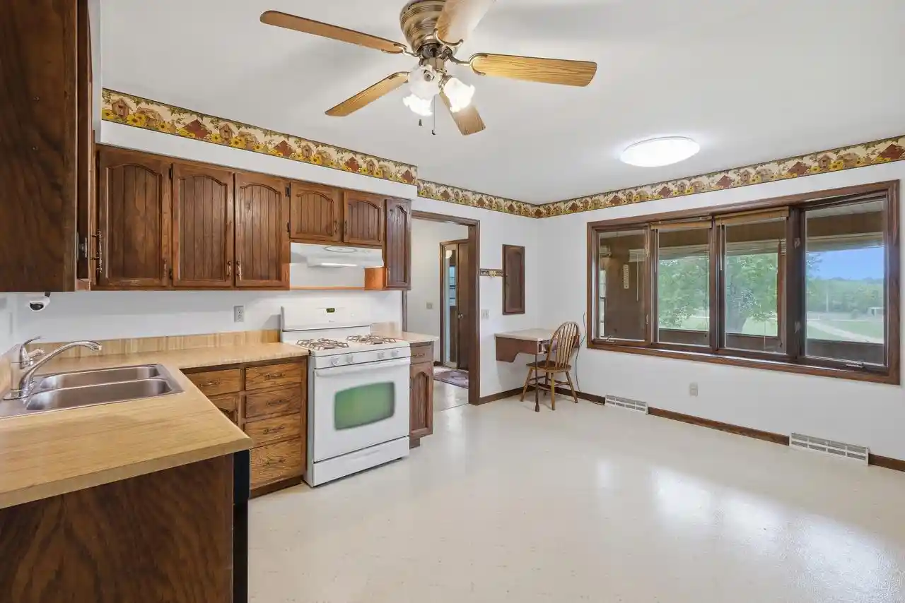 Photo 2 of Single family home for sale at N4982 Dunning Rd, Poynette, WI 53955 | MLS# 2032145 | Listing updated on 2026-10-02