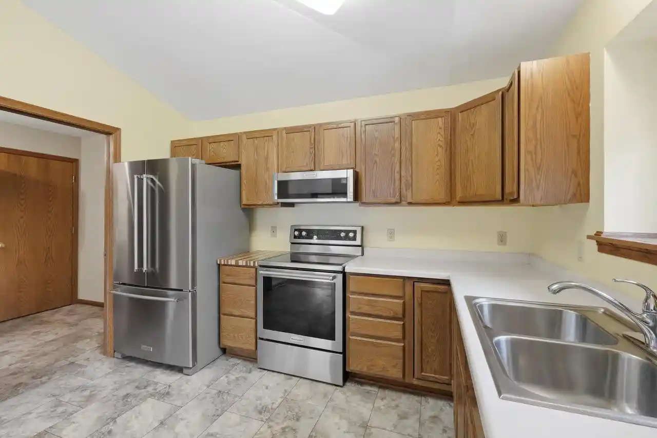 Photo 4 of Sale Pending at 213 Hjemdal Ln, Deerfield, WI 53531 | MLS# 2032147 | Listing updated on 2026-09-22