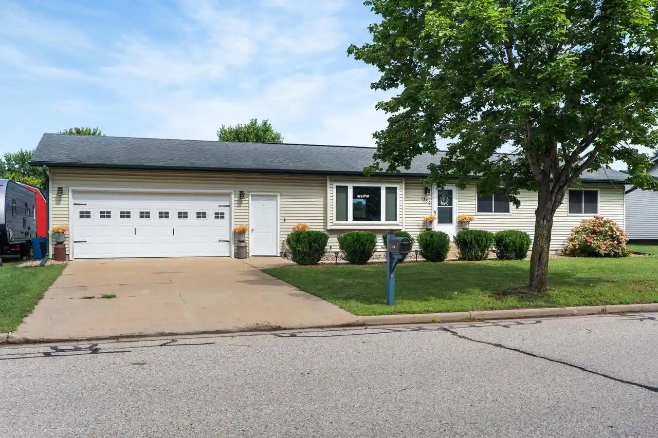 Photo 1 of Single family home for sale at 1750 River Rd, Sparta, WI 54656 | MLS# 2032149 | Listing updated on 2026-09-25