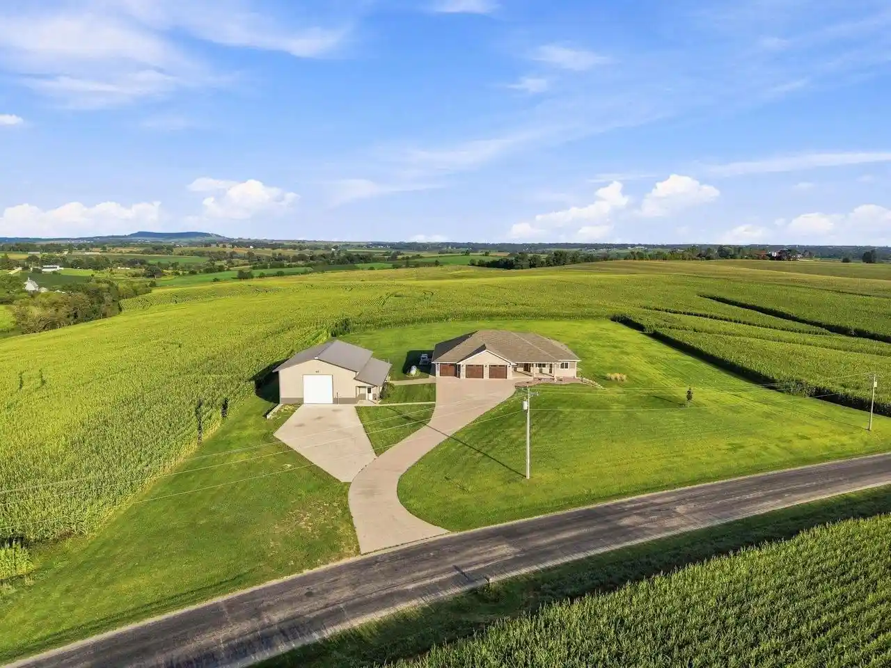 Photo 1 of Sale Pending at 7460 Banner Rd, Platteville, WI 53818 | MLS# 2032153 | Listing updated on 2026-09-11