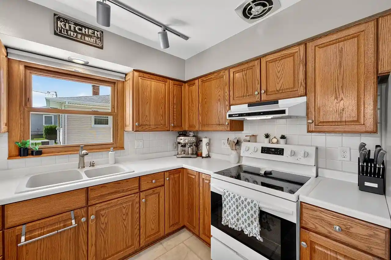 Photo 4 of Single family home for sale at 1303 N 27th Street, Sheboygan, WI 53081 | MLS# 1979483 | Listing updated on 2026-09-09