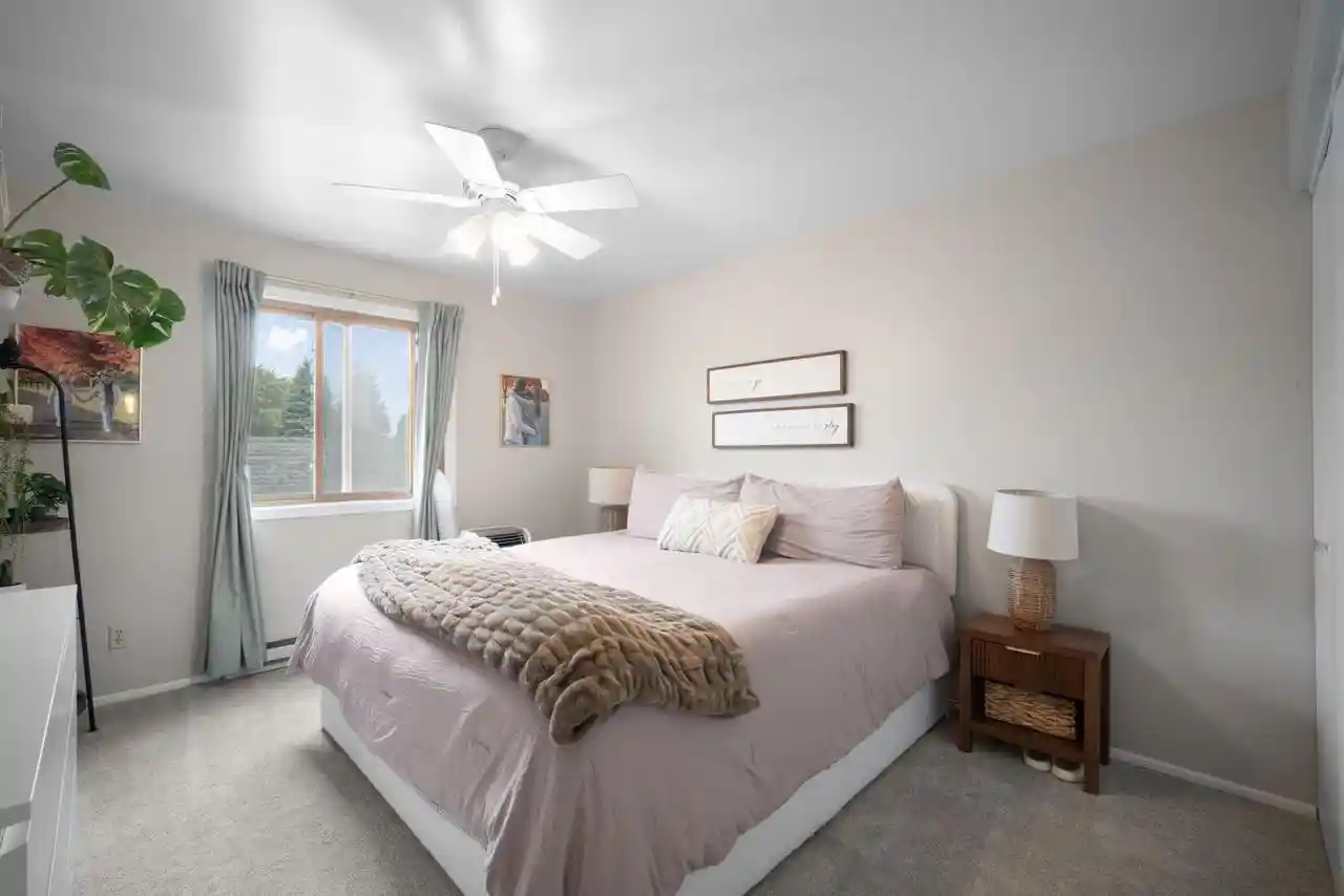 Listing Photo 4 - Condo for sale in building located at 1712 Creek Rd, West Bend, WI 53090 - Unit #203