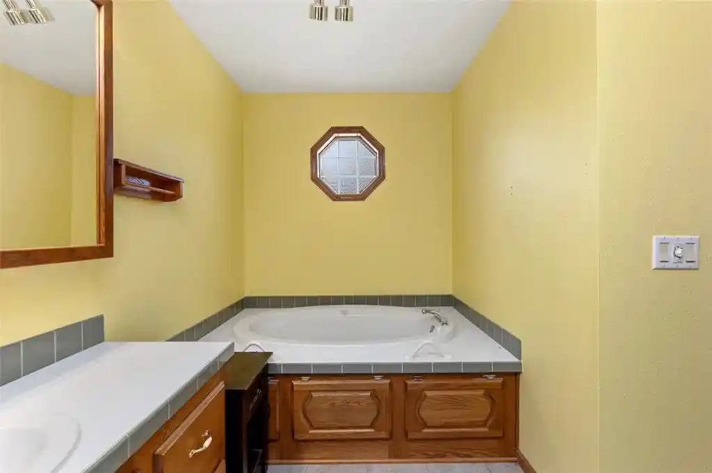 Photo 4 of Single family home for sale at 103 Whitespire Dr, Hixton, WI 54635 | MLS# 1604869 | Listing updated on 2026-10-10