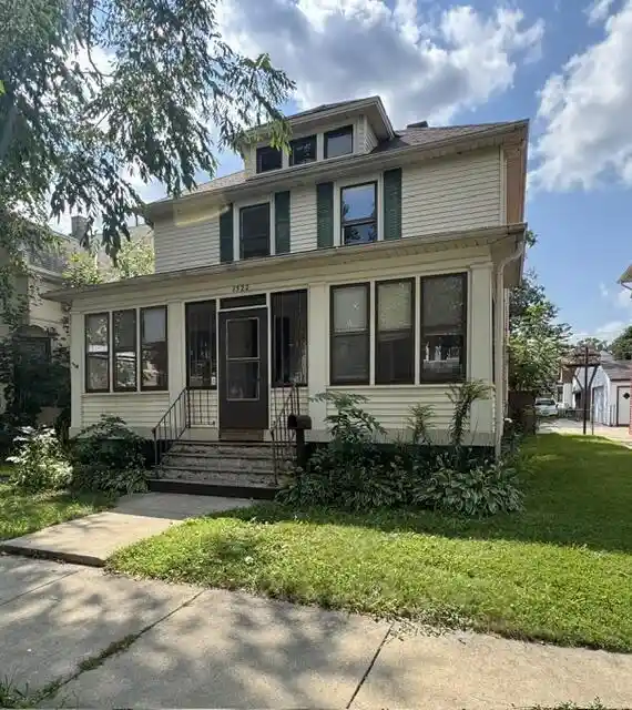 Photo 1 of Single family home for sale at 1522 Thurston Ave, Racine, WI 53405 | MLS# 1979488 | Listing updated on 2026-09-08
