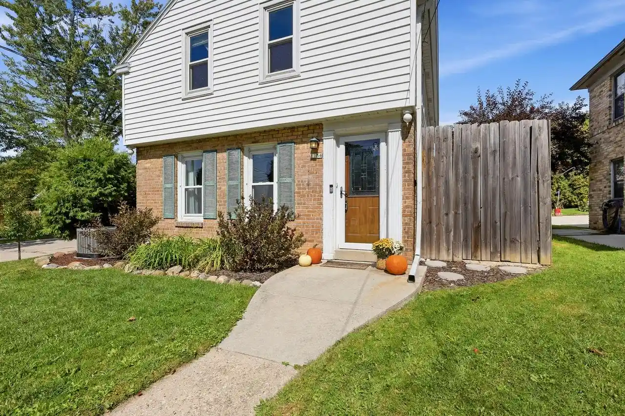 Photo 2 of Single family home for sale at 1134 Windiate St, Manitowoc, WI 54220 | MLS# 1979487 | Listing updated on 2026-09-28