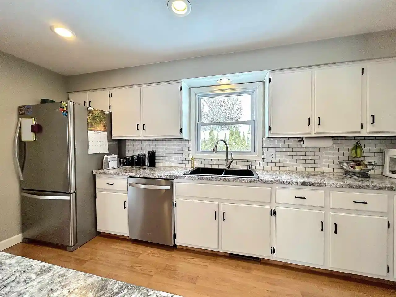 Photo 4 of Single family home for sale at 700 Ravenswood Ct, Neenah, WI 54956 | MLS# 50332227 | Listing updated on 2026-09-10
