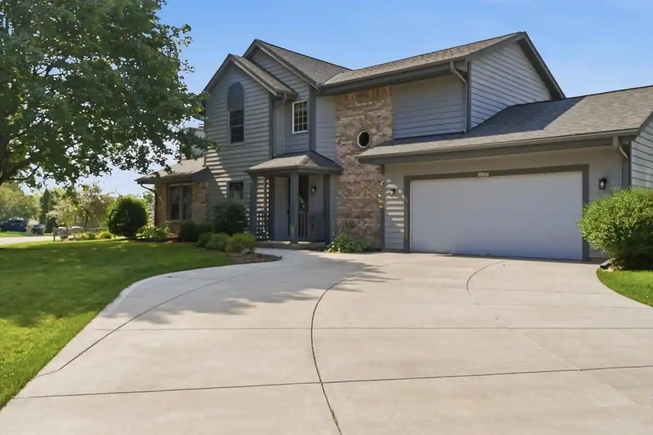Photo 1 of Single family home for sale at 16205 W Mayflower Dr, New Berlin, WI 53151 | MLS# 1979493 | Listing updated on 2026-09-13