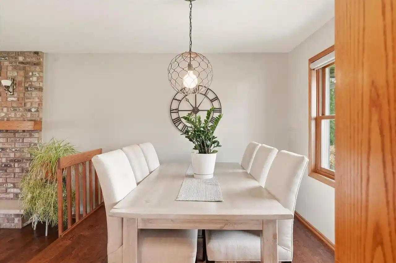 Photo 4 of Single family home for sale at 16205 W Mayflower Dr, New Berlin, WI 53151 | MLS# 1979493 | Listing updated on 2026-09-13
