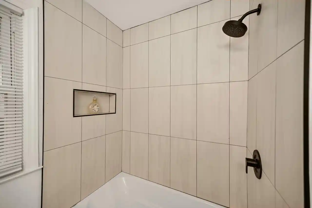 Photo 4 of Single family home for sale at 2421 W Hampton Ave, Milwaukee, WI 53209 | MLS# 1979501 | Listing updated on 2026-09-18
