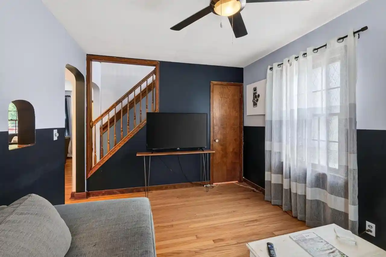 Photo 3 of Single family home for sale at 9 Oxford Pl, Madison, WI 53704 | MLS# 2032166 | Listing updated on 2026-09-11