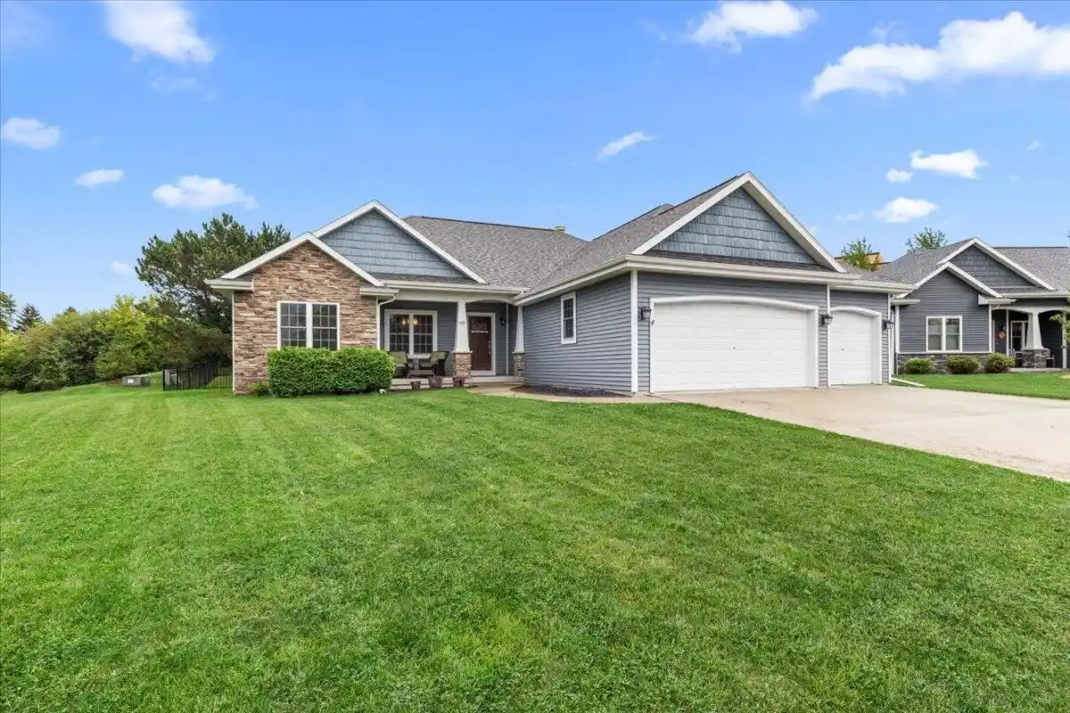 Photo 1 of Single family home for sale at 453 Western Ct, West Bend, WI 53095 | MLS# 1979505 | Listing updated on 2026-09-26