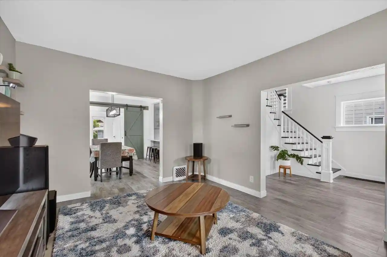 Photo 3 of Single family home for sale at 1513 Morrow St, Green Bay, WI 54302 | MLS# 50332237 | Listing updated on 2026-09-10