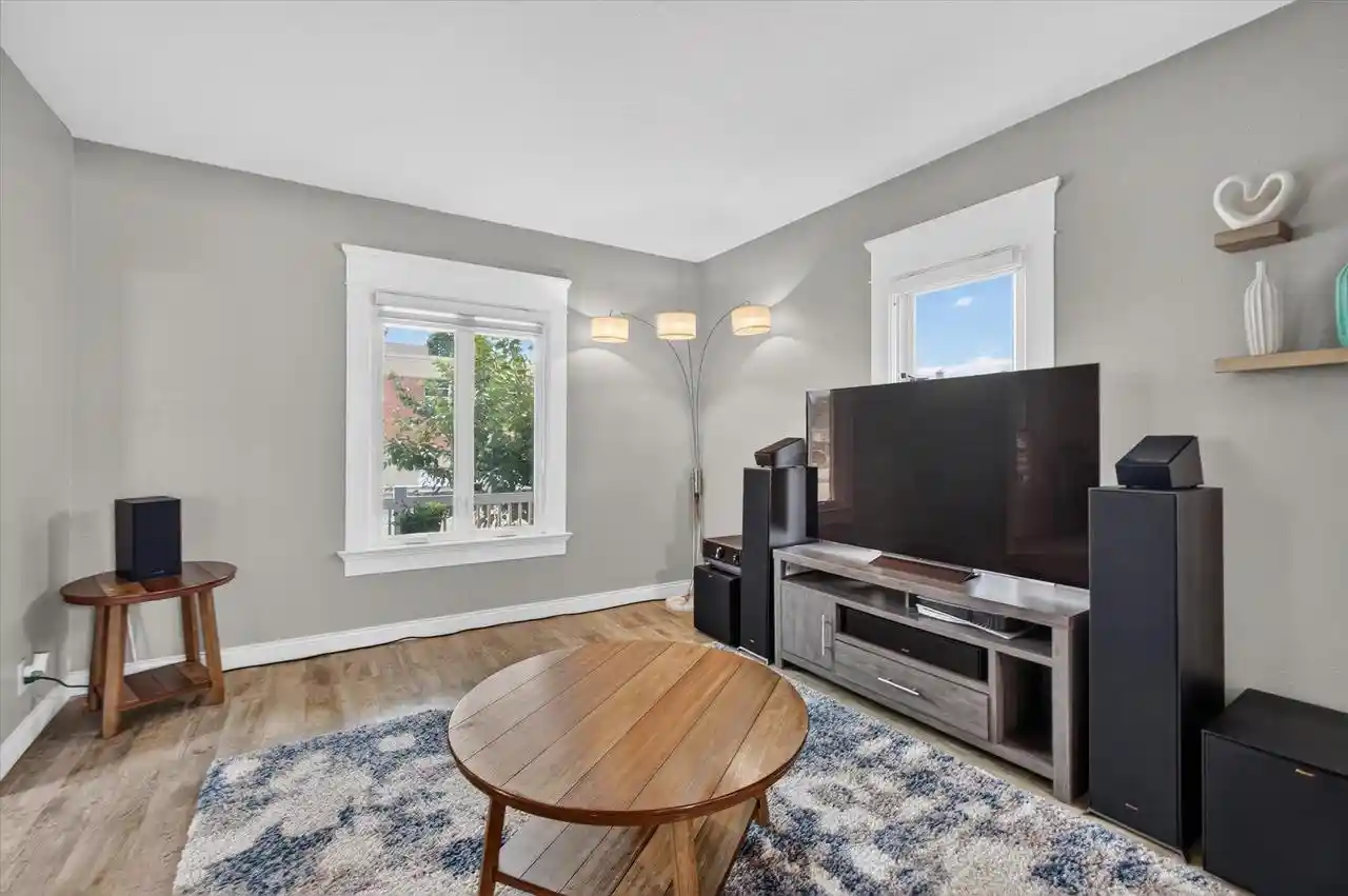 Photo 3 of Single family home for sale at 1513 Morrow St, Green Bay, WI 54302 | MLS# 50332237 | Listing updated on 2026-09-10