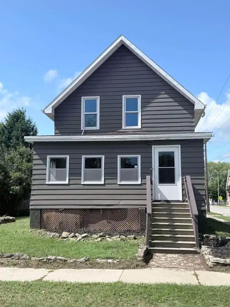 Photo 1 of Single family home for sale at 615 Superior Ave, Oconto, WI 54153 | MLS# 50332236 | Listing updated on 2026-09-17