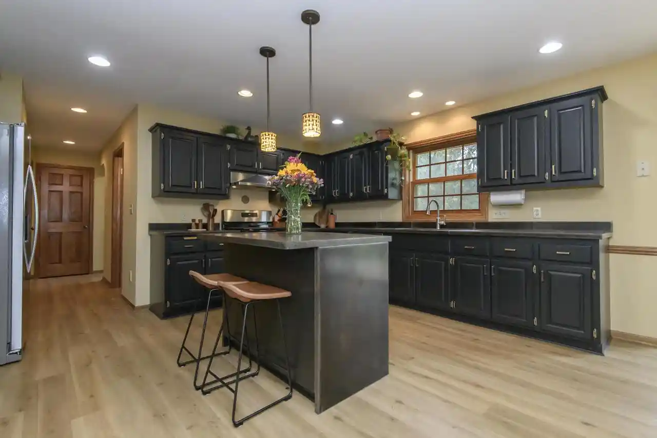 Photo 4 of Single family home for sale at N102w15128 Raintree Ct, Germantown, WI 53022 | MLS# 1979512 | Listing updated on 2026-09-18