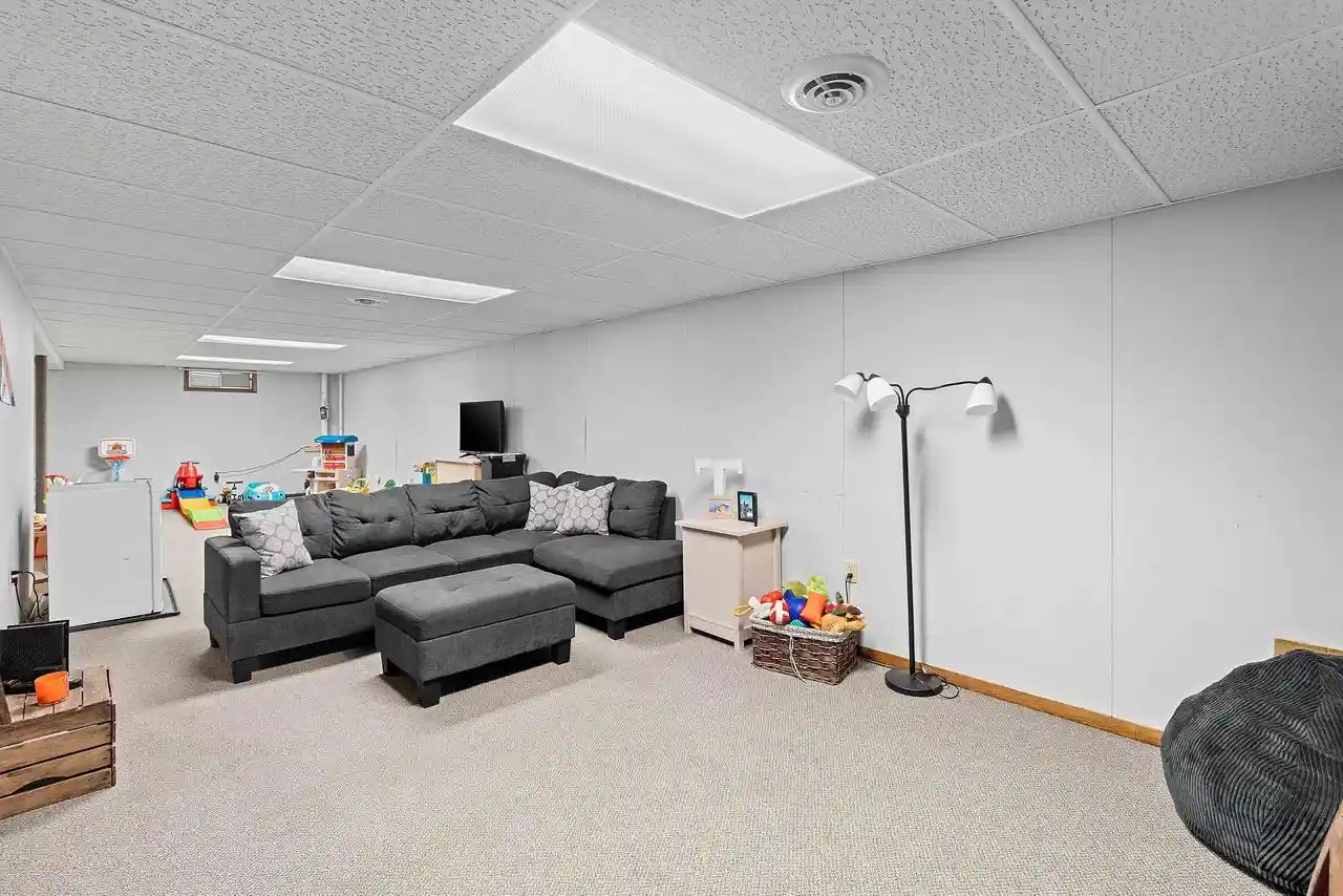 Photo 3 of Single family home for sale at 134 Minor Ct, Green Bay, WI 54303 | MLS# 50332241 | Listing updated on 2026-09-10