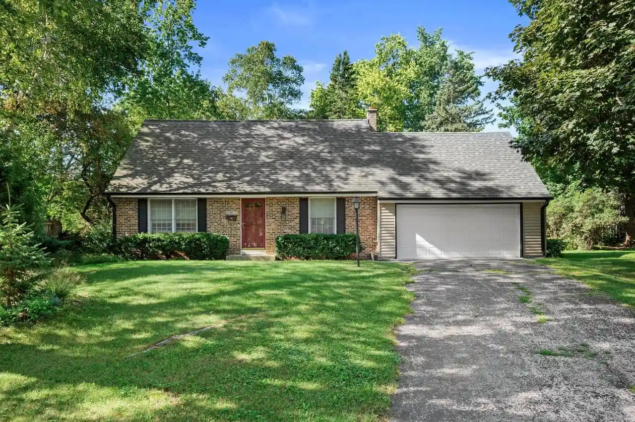Photo 1 of Sale Pending at N86w5257 Covington Sq, Cedarburg, WI 53012 | MLS# 1979513 | Listing updated on 2026-09-22