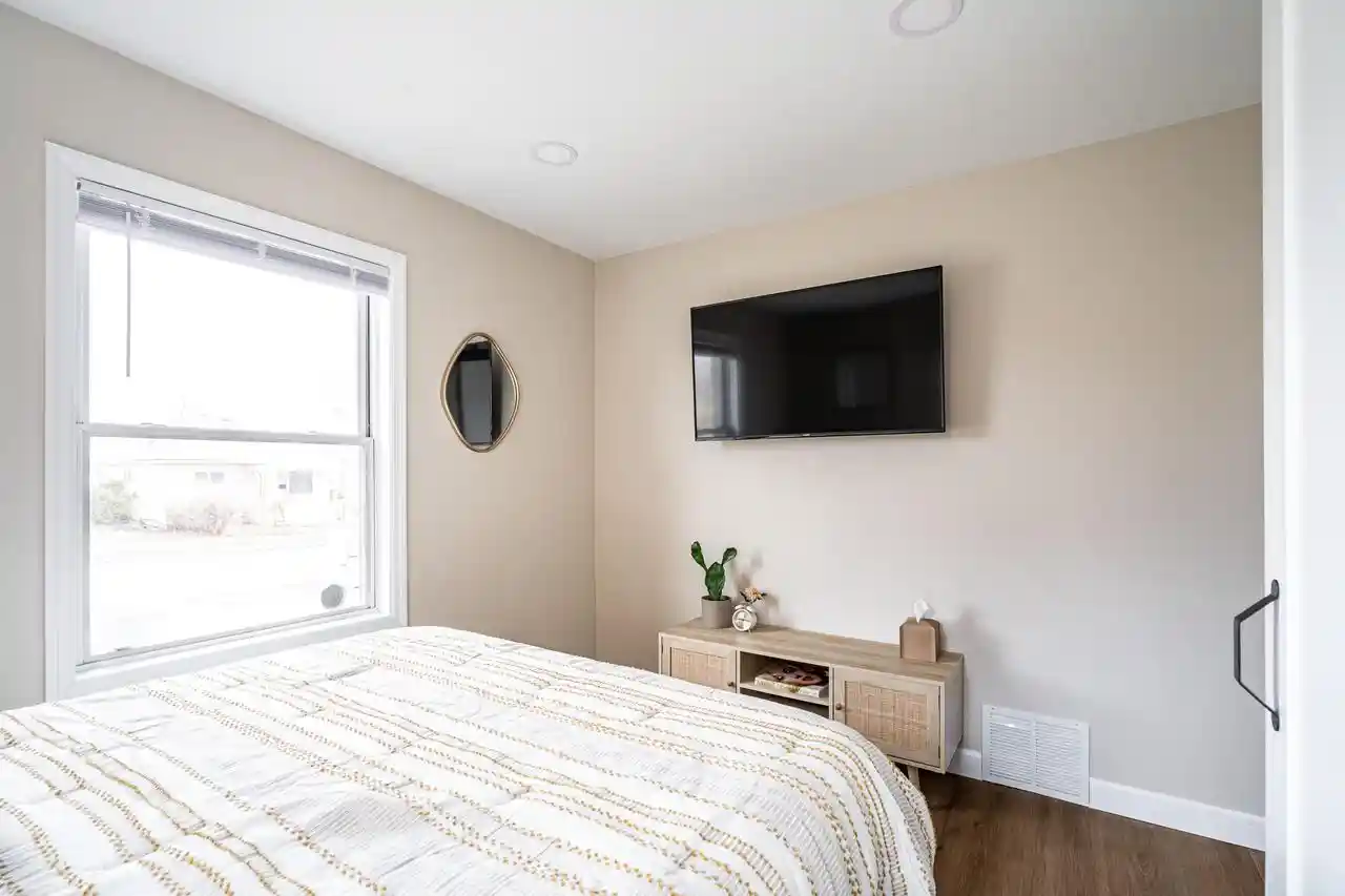 Photo 3 of Single family home for sale at 4119 S 5th Street, Milwaukee, WI 53207 | MLS# 1979521 | Listing updated on 2026-09-11