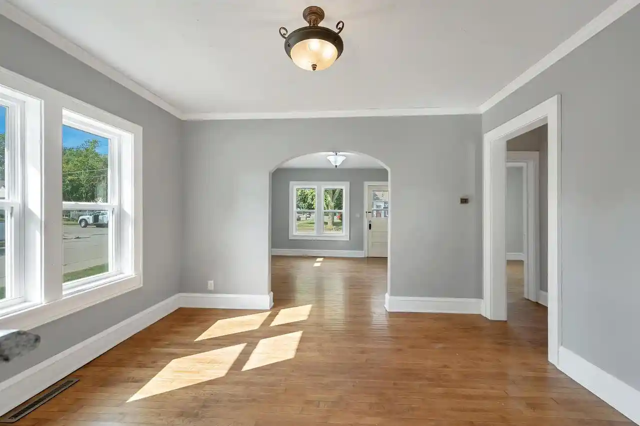 Photo 3 of Single family home for sale at 733 W Grant St, Appleton, WI 54914 | MLS# 50332243 | Listing updated on 2026-09-10