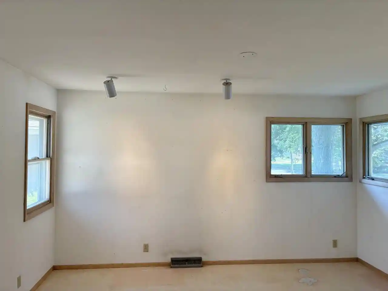 Photo 3 of Single family home for sale at 6500 N 60th Street, Milwaukee, WI 53223 | MLS# 1979520 | Listing updated on 2026-10-13