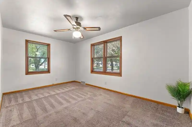 Photo 3 of Single family home for sale at 2319 N Viola St, Appleton, WI 54911 | MLS# 50332246 | Listing updated on 2026-09-14