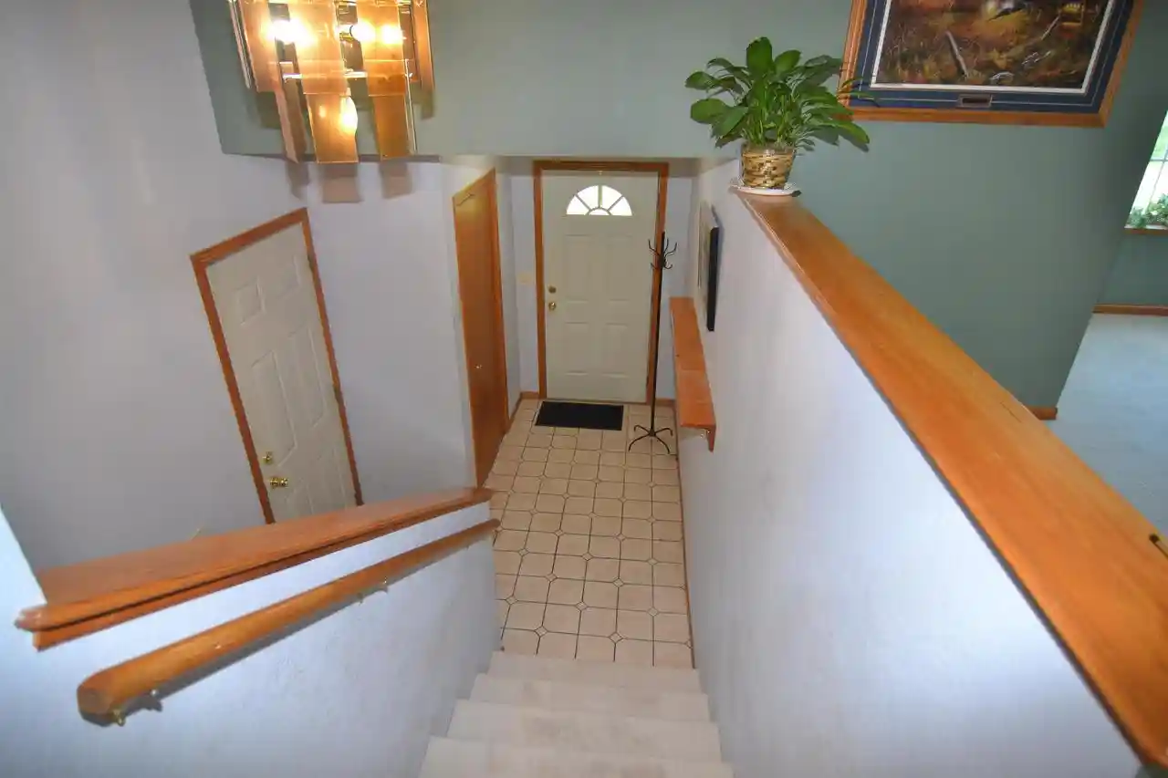Photo 3 of Single family home for sale at 1847 Manatee Dr, Kronenwetter, WI 54455 | MLS# 22604413 | Listing updated on 2026-09-13