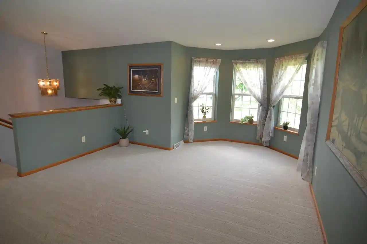 Photo 4 of Single family home for sale at 1847 Manatee Dr, Kronenwetter, WI 54455 | MLS# 22604413 | Listing updated on 2026-09-13