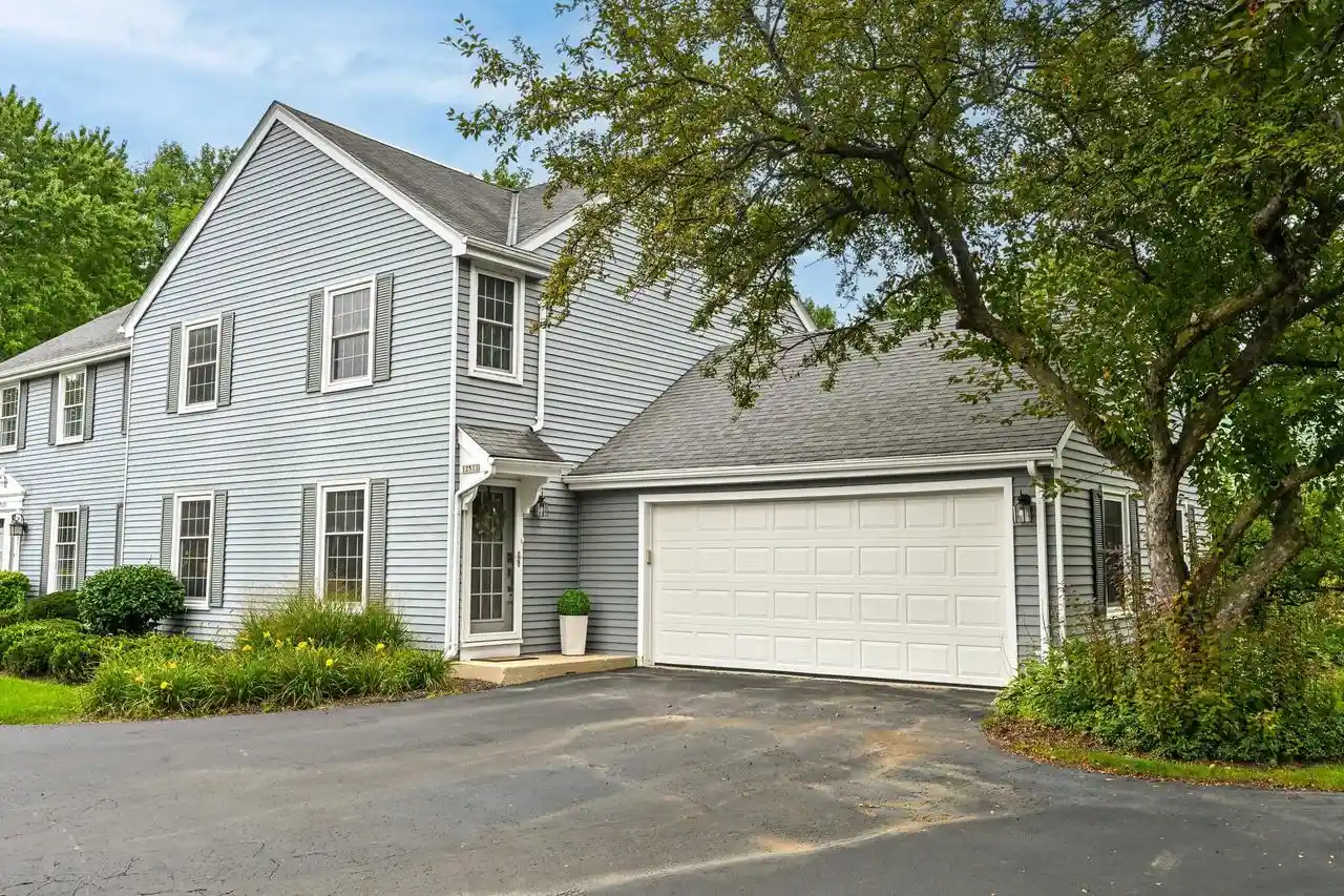 Photo 1 of Condo for sale at 12511 N Woodberry Dr #5, Mequon, WI 53092 | MLS# 1979528 | Listing updated on 2026-09-18